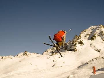 180 and 360 difference skiier