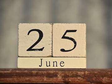 25 june on wood blocks