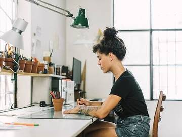 artist-working-at-home
