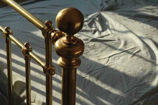 bedpost-photo