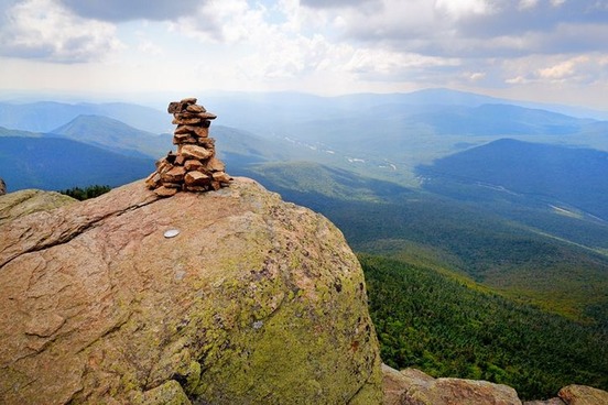 burial words cairn