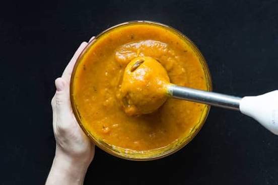 butternut squash being pureed