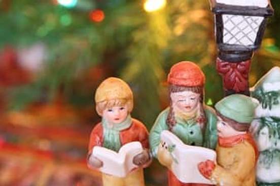ceramic caroling children