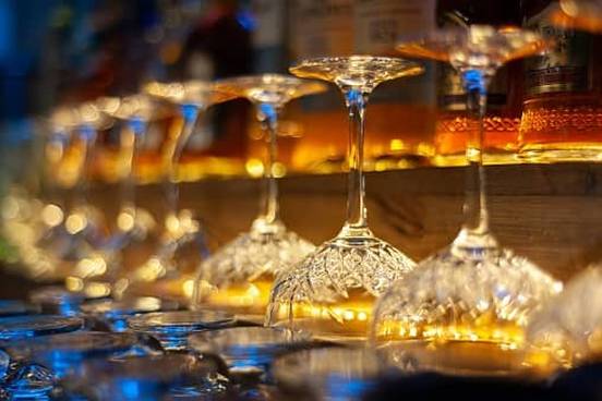 crystal wine glasses