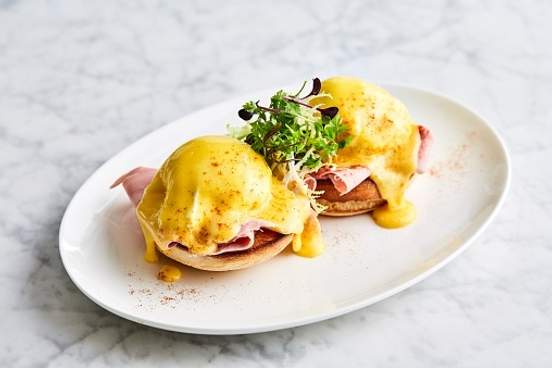 eggs benedict