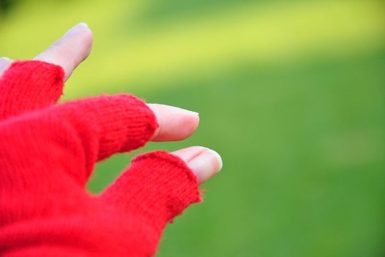 iota words for small things pinched together fingers photo