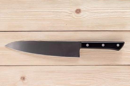 large kitchen knife