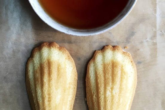madeleine and tea