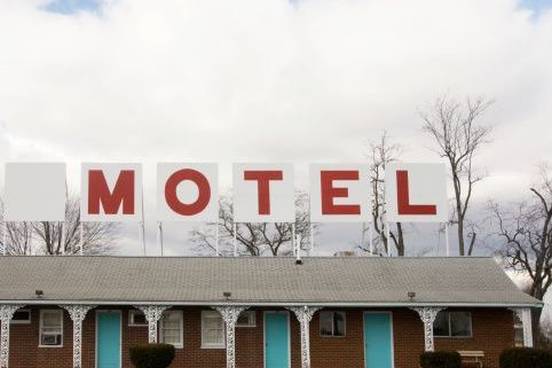motel-sign