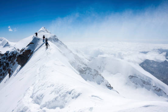mountain-top-with-snow