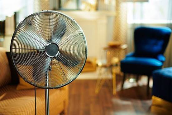 oscillating-fan