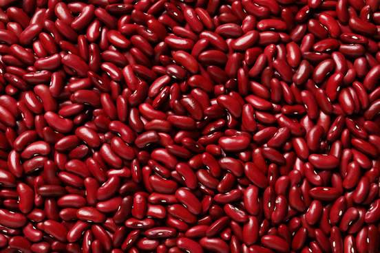 pile of raw red kidney beans
