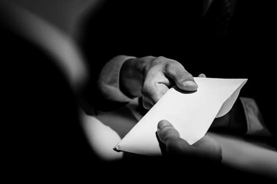 shadowy envelope handoff