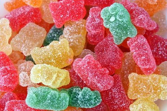 sour gummy bears