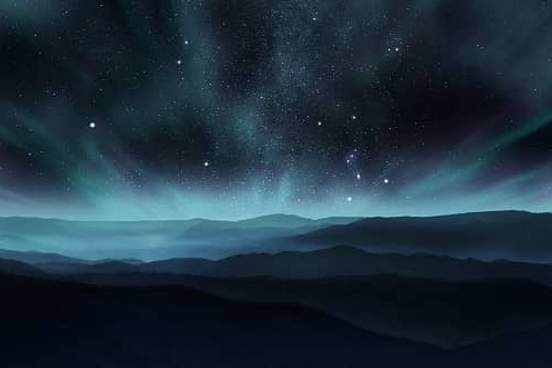 stars rising above horizon