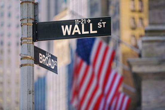 wall-street-sign