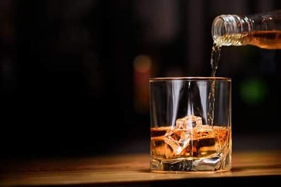 whiskey pour