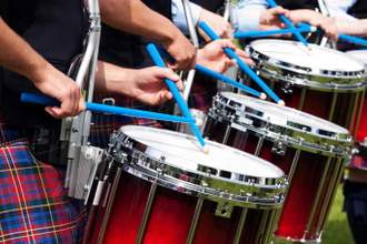 drummers in a scottish marching band