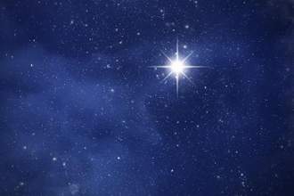 polaris in deep starry night sky
