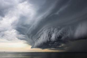 super cell storm cloud