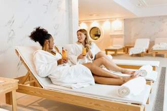 two women catching up and having a spa day