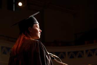 valedictorian giving speech