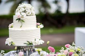 wedding cake photo